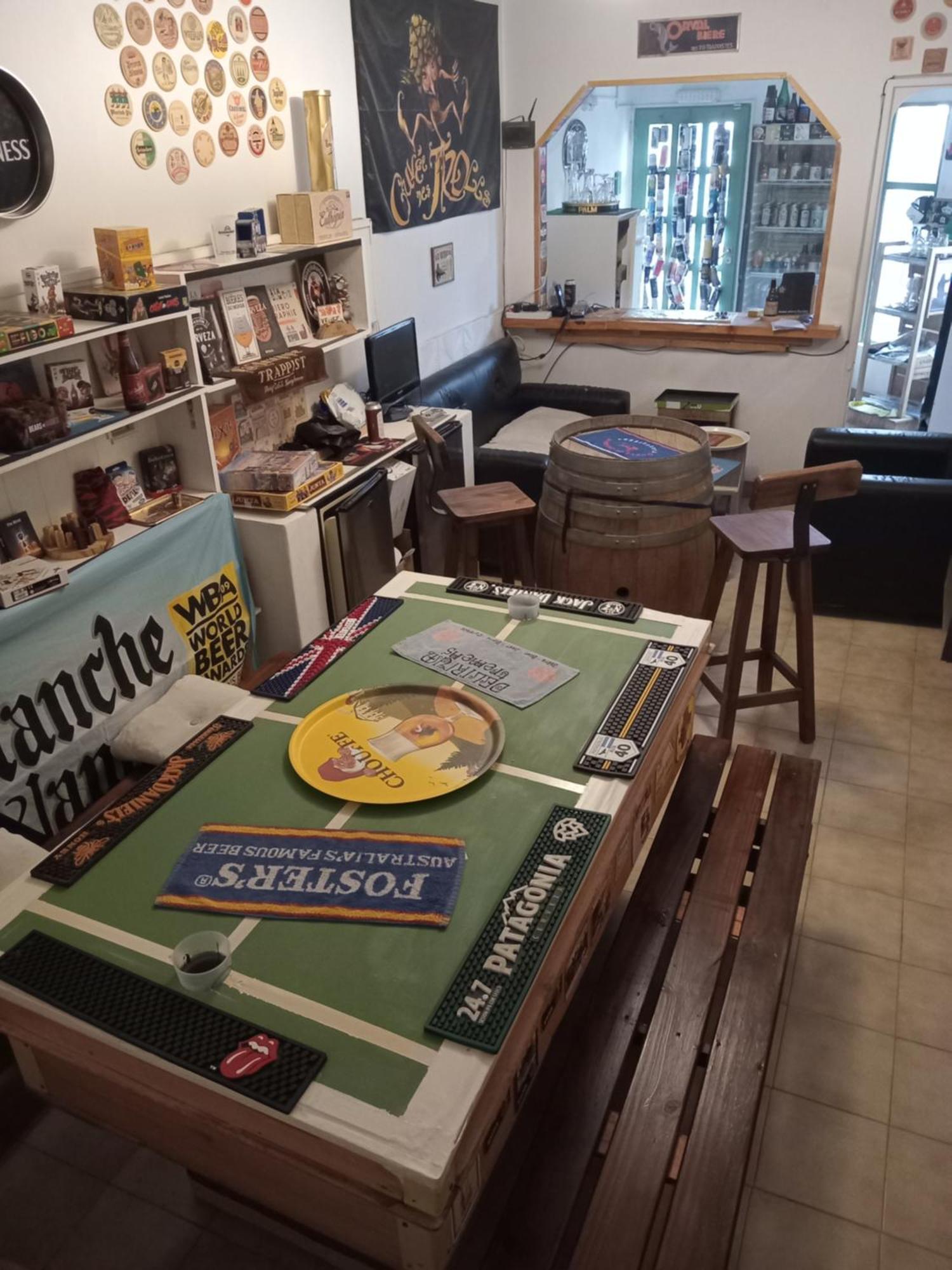 Hostel La Casa De Tounens ปูแอร์โตมาดริน ภายนอก รูปภาพ